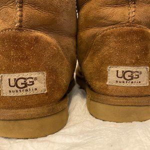 Calf height UGG boots size 8